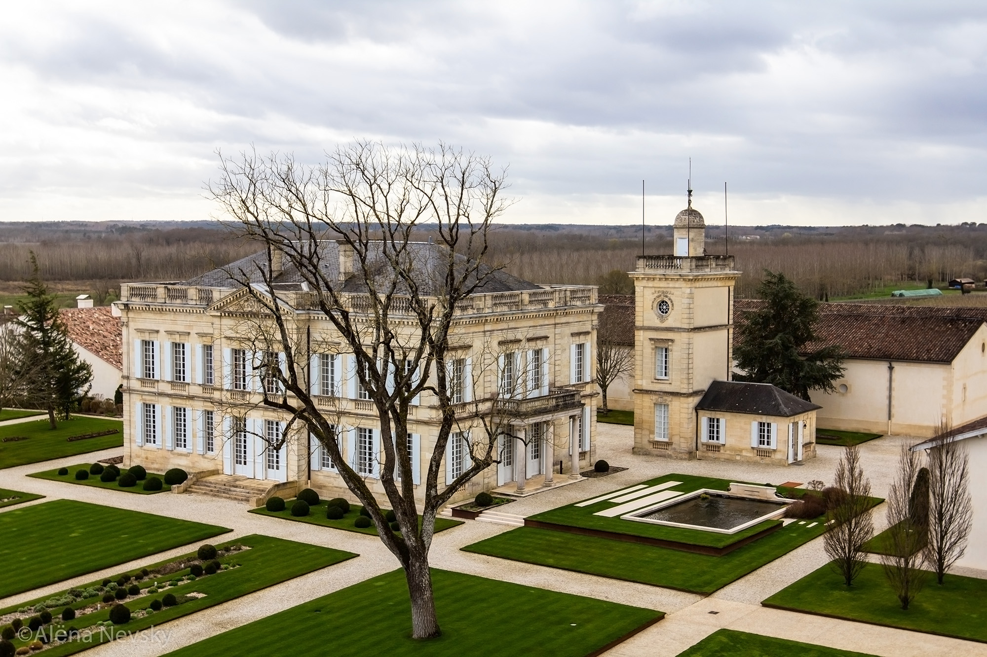 Шато налево, Шато направо… Или откуда так много Châteaux? | Алёна Невская